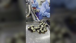 Tea Tree Essence For Clear, Bright Skin