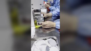 Glow Up Instantly: Exfoliating Toner Pads